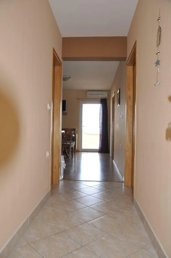Apartment Viveniti Klenovica Croatia